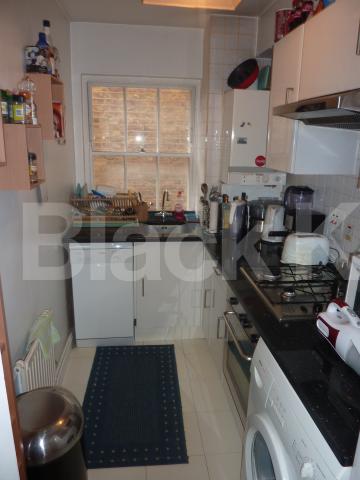 			NEW INSTRUCTION!!, 1 Bedroom, 1 bath, 1 reception Flat			 Candover Street, FITZROVIA